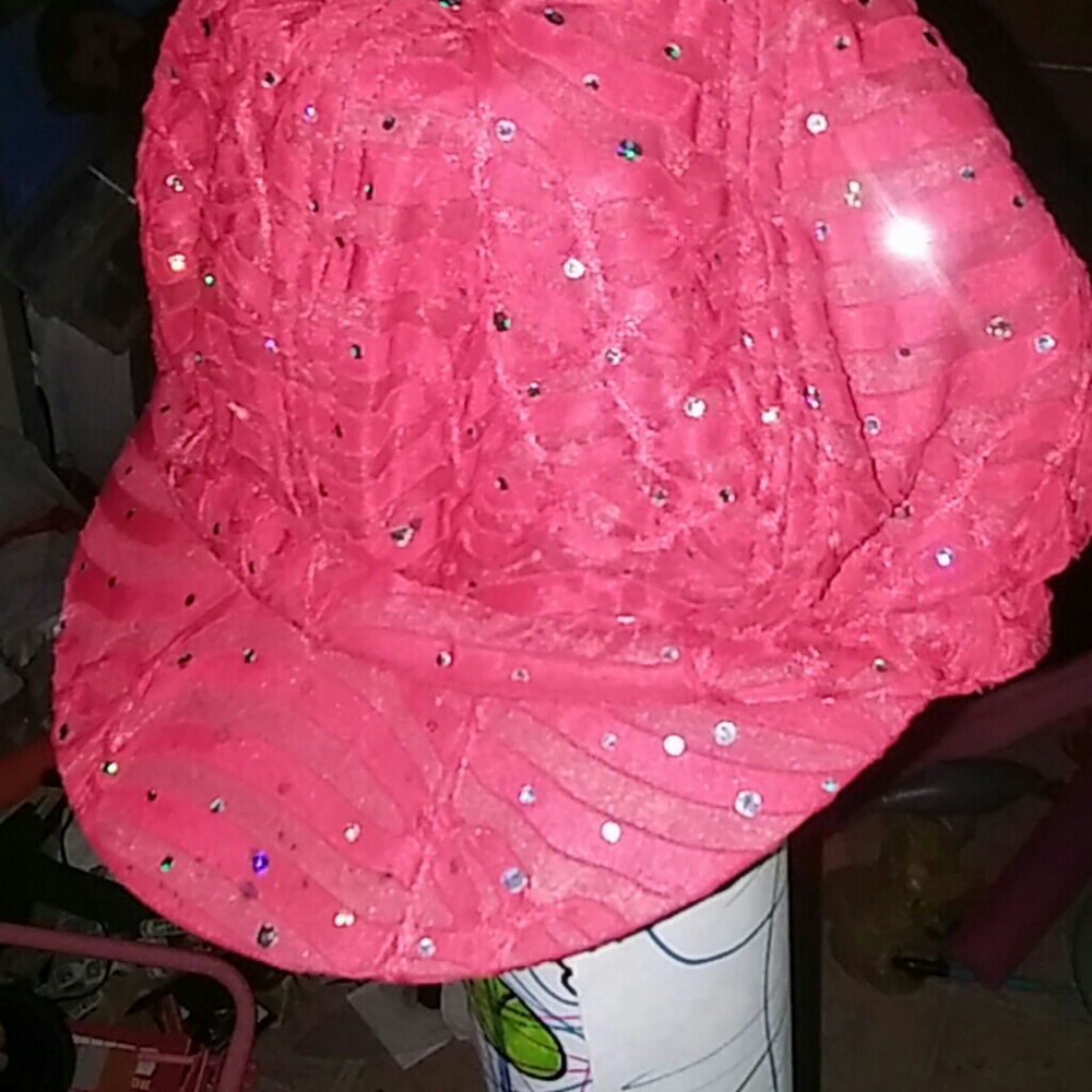 Vintage red hat with rinestones